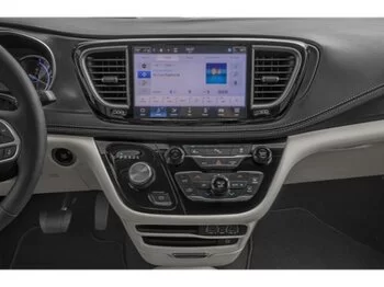 Chrysler Pacifica Hybrid Road Tripper