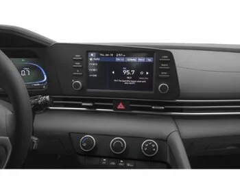 Hyundai Elantra Essential