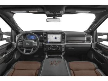Ford Super Duty F-350 à roues arrière simples King Ranch