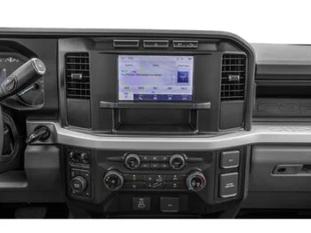 Ford Super Duty F-350 à roues arrière simples XL