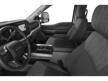 Ford Super Duty F-350 à roues arrière simples XLT
