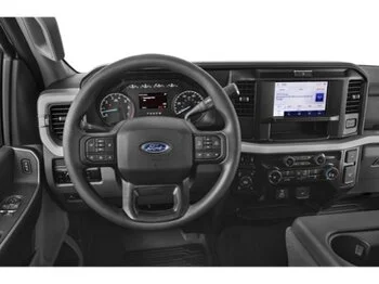 Ford Super Duty F-350 DRW XLT