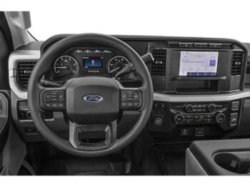 Ford Super Duty F-350 SRW XLT