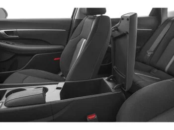 Hyundai Sonata Preferred-Trend