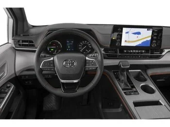 Toyota Sienna XSE